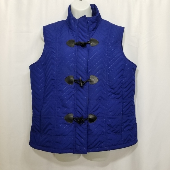 𝅺christopher and Banks vest - Picture 11 of 11